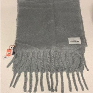 NWT - Aritzia Fringe Scarf